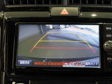 バックガイドモニターで、後方を確認しながら安心して駐車することができます。運転初心者も熟練者も必須の機能ですよ!