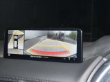 360度ビューモニター 4つのカメラで前後左右、俯瞰映像を表示、ドライバーからは見えない領域の危険認知をサポートするシステム搭載です。便利な機能ですが、過信をしないで目視確認をしっかりとお願いします!