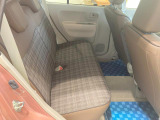 後部座席です。足元空間は広々しており、様々な場面で重宝します。