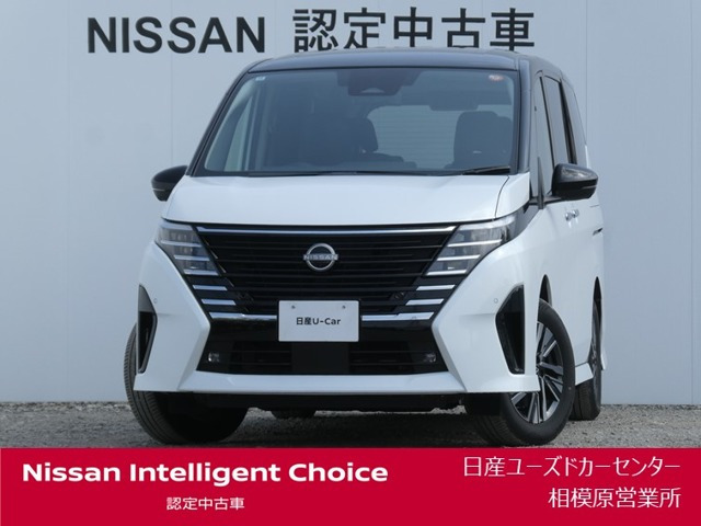 セレナ 1.4 e-4ORCE ハイウェイスターV 4WD 