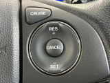 【クルーズコントロール】高速道路もラクラク走行。アクセルを離しても一定速度で走行ができ、長距離運転時の負担を軽減!加速・減速も簡単なスイッチ操作で調整できます。