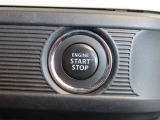 スマートキー装備車なので、キーを取り出さなくてもエンジン始動が可能です。