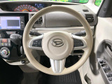 ステアリングも使用感が少なく、きれいな状態となっております♪