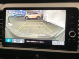 バックモニター付きで、車庫入れやバック時の後方確認をサポート。