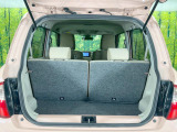 普段のお買い物や通勤、送迎等に十分な荷室スペースを確保しております。セカンドシートを倒すと、大きな荷物の積載も可能です♪