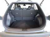 広々としたラゲージスペースを備えています。大きなものや長さのある荷物もしっかりと積み込めます。