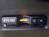 ETC2.0が標準装備です。高速道路の渋滞情報などをナビとリンクして画面でお知らせします。