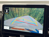 【バックカメラ】駐車時に後方がリアルタイム映像で確認できます。大型商業施設や立体駐車場での駐車時や、夜間のバック時に大活躍!運転スキルに関わらず、今や必須となった装備のひとつです!