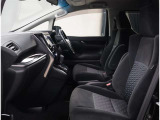 シートを取り外し徹底洗浄します。室内も隅々まで綺麗にしています。車両検査証明書つき。なんといっても走行距離の制限なし。ロングラン保証!!!購入ごも安心してお乗りしていただけると思います。