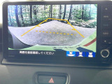 【バックカメラ】駐車時に後方がリアルタイム映像で確認できます。大型商業施設や立体駐車場での駐車時や、夜間のバック時に大活躍!運転スキルに関わらず、今や必須となった装備のひとつです!