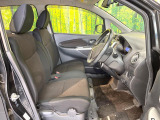 運転席シート廻りは使用感も少なく、良好な状態となっています。前オーナー様が丁寧に使っていたことがよくわかりますね。