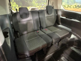 3列目シートはもちろん状態良好☆大人でもゆったりと座って頂けますので、大人数でのお出かけもラクラクです♪ご家族で、気の知れた仲間で、ドライブに行くのが楽しみですね♪