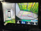 【全方位モニター用カメラ】専用のカメラにより、上から見下ろしたような視点で360度クルマの周囲を確認することができます☆死角部分も確認しやすく、狭い場所での切り返しや駐車もスムーズに行えます。