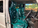 運転席シート廻りは使用感も少なく、良好な状態となっています。丁寧に使われていたことがよくわかりますね。