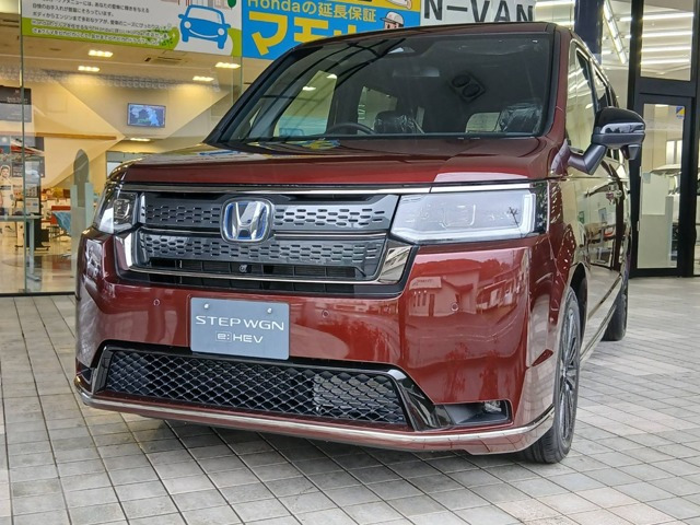 ステップワゴン 2.0 e:HEV スパーダ プレミアムライン ブラック エディション 