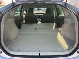 後席を格納すると、これだけの広さが!シーンに合わせたシートアレンジで、大きな荷物も積むことが出来ます♪