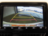 バックガイドモニターで、後方を確認しながら安心して駐車することができます。運転初心者も熟練者も必須の機能ですよ!