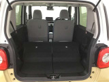 シートアレンジが多彩で、荷物の大小に応じてスペースを変えられる便利なお車です!
