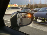 オレンジの点滅で後ろからきている車など、教えてくれます♪