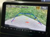 【バックカメラ】駐車時に後方がリアルタイム映像で確認できます。大型商業施設や立体駐車場での駐車時や、夜間のバック時に大活躍!運転スキルに関わらず、今や必須となった装備のひとつです!