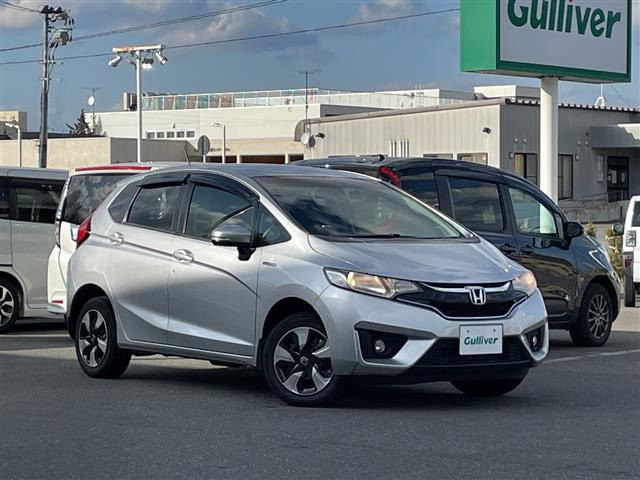 フィット 1.5 ハイブリッド Fパッケージ 4WD 4WD 修復歴無し
