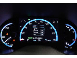 とっても見やすいメーターです。夜間時はラグジュアリーな気分にさせてくれる照明が魅力ですので、夜のドライブも楽しみになりますよ♪