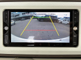 バックカメラ搭載☆ナビと連動して死角となっている車体後方の状況を映し出し、駐車時のサポートをしてくれます♪
