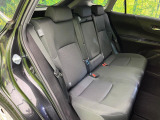 後部座席も気になるようなキズ・汚れやへたり等、大きなダメージはなく、良好な状態です。