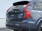 ◆バック/万が一を考え、安全性を重視する方に選ばれているVOLVO車。ドアを開閉するとその重み・厚みに驚くはず