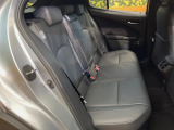 後部座席も気になるようなキズ・汚れやへたり等、大きなダメージはなく、良好な状態です。