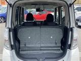 【トランク】積み込みやすくて、たっぷり積める荷室です。シートアレンジできるものは、乗車人数と荷物の量や大きさによってシートを動かすことができるので、より快適なドライブが可能です!