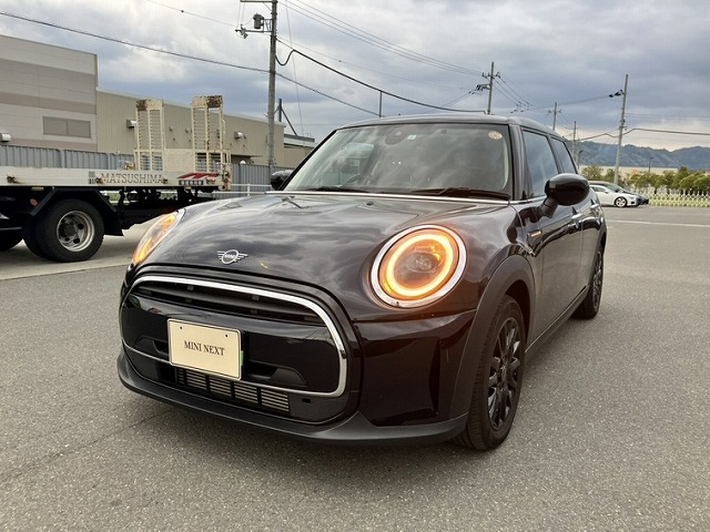 ミニ クーパー D プレミアム プラスパッケージ DCT