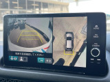 【マルチビューカメラシステム】専用のカメラにより、上から見下ろしたような視点で360度クルマの周囲を確認することができます☆死角部分も確認しやすく、狭い場所での切り返しや駐車もスムーズに行えます。