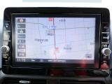 メモリーナビ(テレビ付)搭載で、初めての道や遠出でも安心です!もちろんCDプレーヤー搭載なので、好きな音楽を聴きながら楽しいドライブを♪