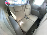3列目シートはもちろん状態良好☆大人でもゆったりと座って頂けますので、大人数でのお出かけもラクラクです♪ご家族で、気の知れた仲間で、ドライブに行くのが楽しみですね♪