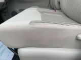 【助手席シート】シート状態は写真の通りです!その他気になることがあればお気軽にお問い合わせください!