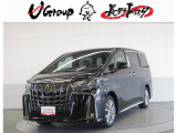 トヨタが培った高級車のための先端技術を惜しみなく注いだ大空間高級サルーン、それがアルファードです。