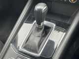【 シフト 】シフトも操作しやすく快適なドライブを楽しんでいただけます。