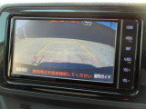 バックガイドモニターで、後方を確認しながら安心して駐車することができます。運転初心者も熟練者も必須の機能ですよ!