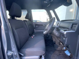 運転席シート廻りは使用感も少なく、良好な状態となっています。丁寧に使われていたことがよくわかりますね。