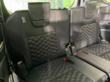 3列目シートはもちろん状態良好☆大人でもゆったりと座って頂けますので、大人数でのお出かけもラクラクです♪ご家族で、気の知れた仲間で、ドライブに行くのが楽しみですね♪
