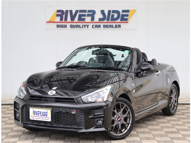 コペン GR スポーツ GR専用RECAROシート MOMOステアリング