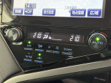 左右独立温度コントロールフルオートエアコンです。運転席、助手席それぞれで独立して温度設定ができます。冷え性の方が乗っても安心ですね♪