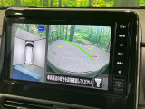 【マルチアラウンドモニター】専用のカメラにより、上から見下ろしたような視点で360度クルマの周囲を確認することができます☆死角部分も確認しやすく、狭い場所での切り返しや駐車もスムーズに行えます。