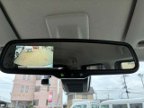 バックミラーにバックカメラがうつります