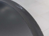 AMGカーボンファイバースポイラーリップになります