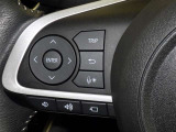 ステアリングスイッチ装備!運転しながら手元でオーディオの操作などができます。
