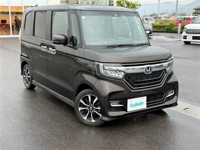 ホンダ N-BOXカスタム 