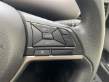 【 ステアリングスイッチ 】手元のスイッチでナビ操作が可能です!!非常に便利な機能です。取り付けのナビによってはオプション設定となっております!詳しくはスタッフまで♪