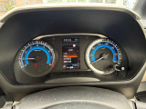 視認性の良いメーターまわり。燃費などもご確認いただけます!